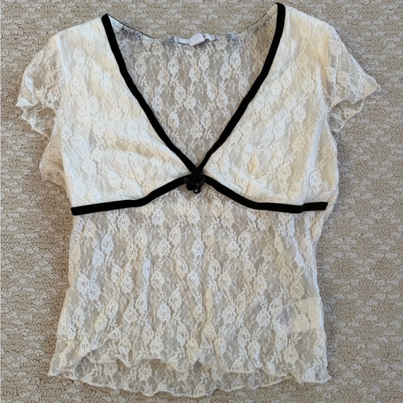 Kimchi Blue Tops - Urban Outfitters Lace Top